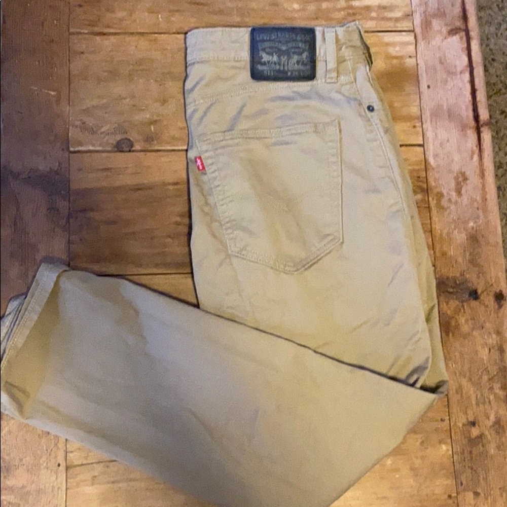 Levi’s waterless khakis